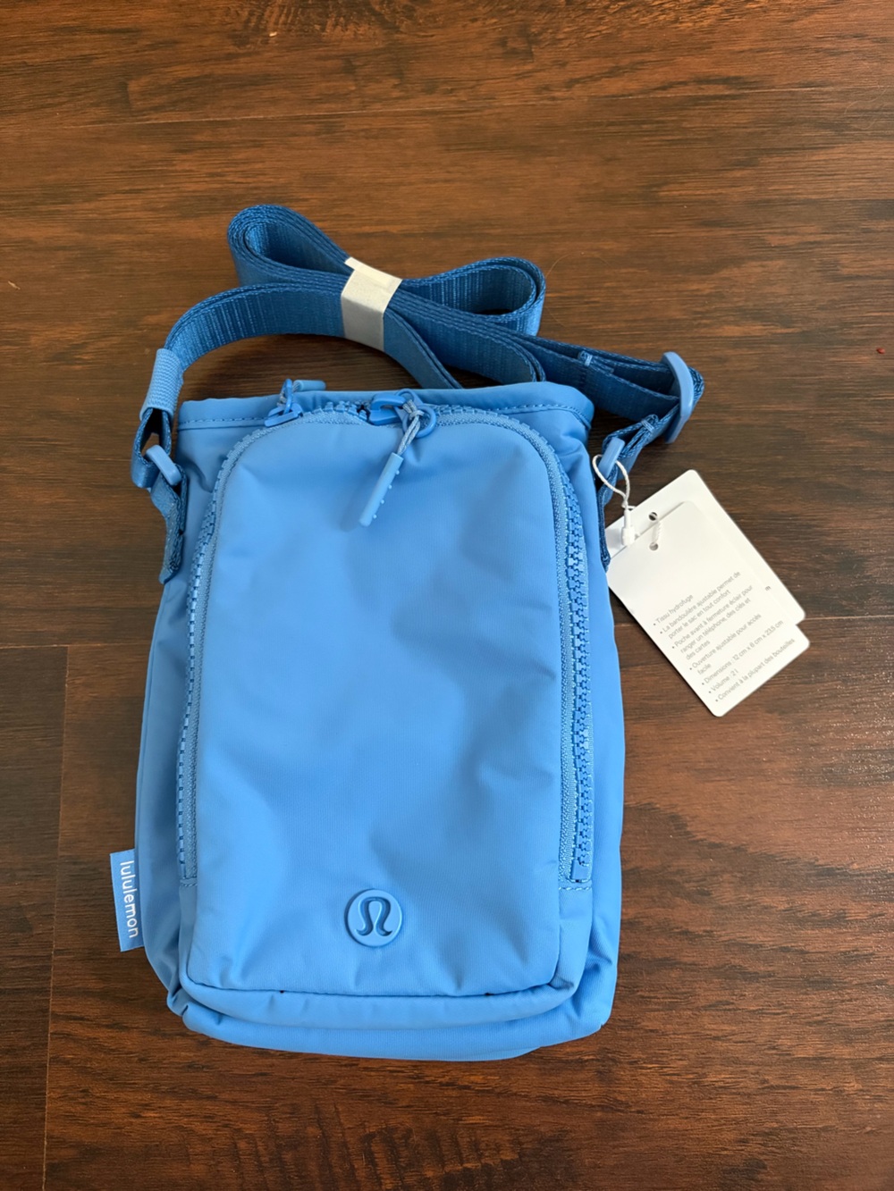 lululemon Water Bottle Crossbody with Front Pocket — Ocean Wave